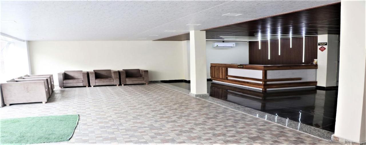 Hotel Blue Pine Haridwār Exterior foto